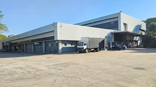 Perfect location - Warehouse Space