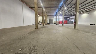 Perfect location - Warehouse Space