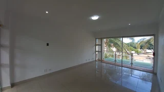 Spacious 3 Bedroom 3.5 Bathroom House For Sale in Sunningdale