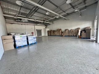 Spacious Retail Outlet To Let In Cornubia