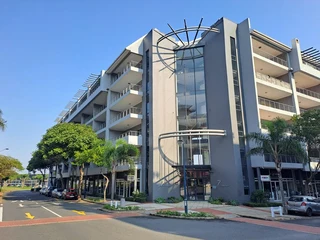 Prime property presents - road facing commercial space