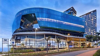 2 Bedroom Fully Furnished Apartment to Let in Umhlanga Arch