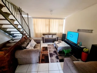 2 Bedroom Duplex in Gezina to rent
