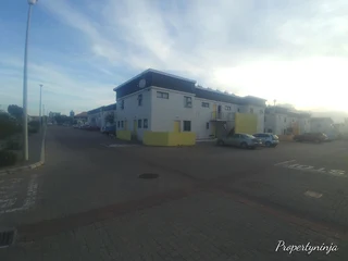 Well Priced Investment or Small Family