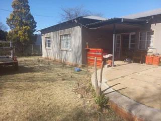 HOUSE FOR SALE IN HENNENMAN