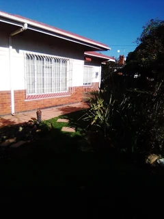 4 BEDROOM HOUSE IN HENNENMAN