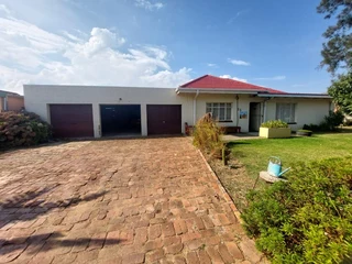 FIXER UPPER HOUSE FOR SALE IN HENNENMAN