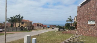 LARGE STAND FOR SALE IN JEFFREYSBAY.