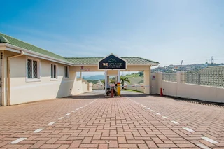 &#34;First-Time Buyer&#39;s Delight: Secure Complex Living in a Freestanding 3-Bed, 2-Bath Oasis ...