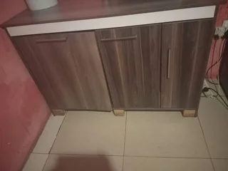 cabinet - Ad posted by Theresia Letswalo