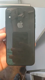 IPhone XR 64g wifi only R1400