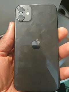 IPhone 11 64g wifi only R2000.
