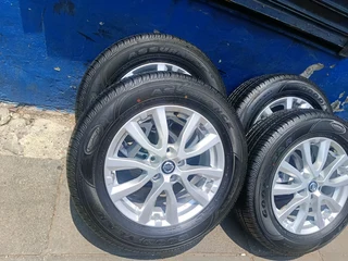 New set of mags and tyres 225/65/17 Goodyear