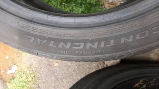 A set of tyres 285/40/22 continental normal now available