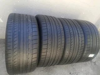 Set of tyres 295/35/21 Michael