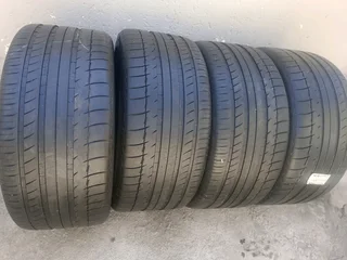 Set of tyres 295/35/21 Michael