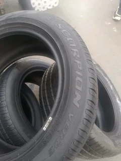 Set of tyres 255/50/19 Pirelli Scorpion 廬