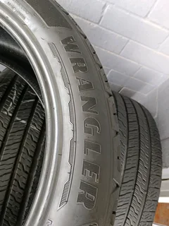 A set of Goodyear 275/45/21 now available