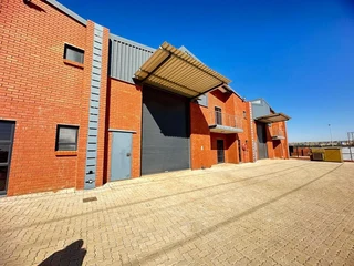 Neat Unit To Let in Ormonde