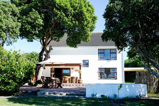 LOVELY FAMILY HOME TO RENT - NO MOVING OUT DECEMBER - LONGTERM
