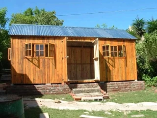 Log cabin