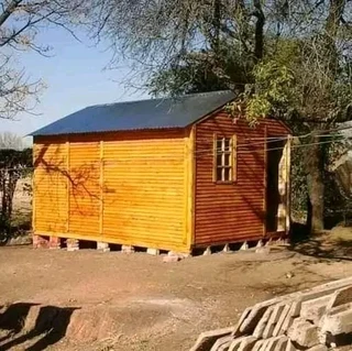 Log cabin