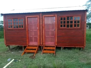 Log cabin Wendy houses