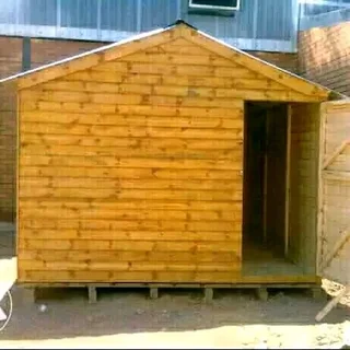 Log cabin Wendy houses