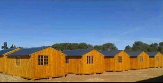 Log cabin Wendy houses