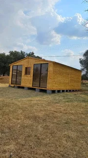 Log cabin Wendy houses