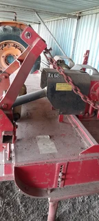 Double Bladed Bush Cutter