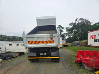 2023- ISUZU FTR850 TIPPER TRUCK- AA4219