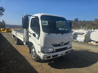 2018- Hino 300-614 Dropside Body Truck- Aa4195