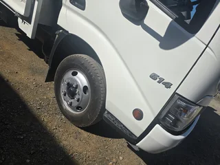 2018- HINO 300-614 DROPSIDE BODY TRUCK- AA4195
