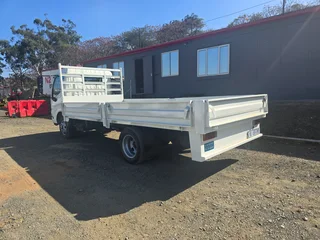 2018- HINO 300-614 DROPSIDE BODY TRUCK- AA4195