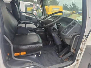 2015- FAW CA 15.180 DROPSIDE TRUCK WITH CRANE- AA4113