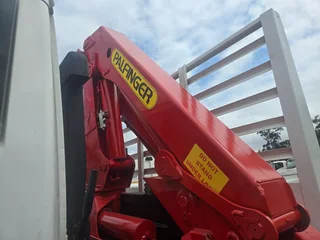 2015- FAW CA 15.180 DROPSIDE TRUCK WITH CRANE- AA4113