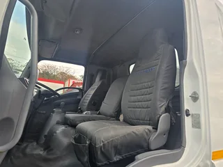 2016- ISUZU FTR850 COMPACTOR TRUCK- AA4175