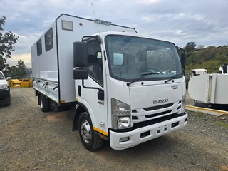 2024- Isuzu Npr400 Amt Passenger Carrier- Aa4174
