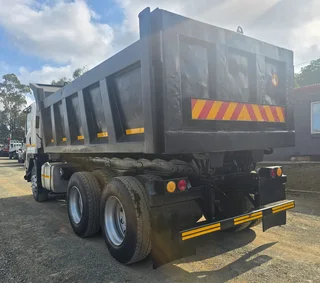 2013- ISUZU FVZ1400 TIPPER TRUCK- AA4211