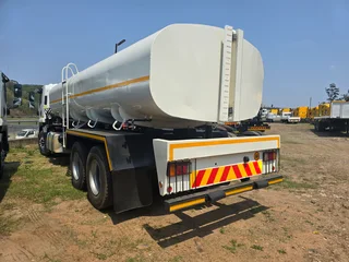 2014- ISUZU FVZ1600 WATERTANKER TRUCK- AA4064