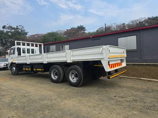 2012- UD100 DROPSIDE BODY TRUCK- AA4196