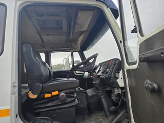 1995- MERCEDES-BENZ 2637 TIPPER TRUCK- AA4177