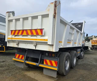 1995- MERCEDES-BENZ 2637 TIPPER TRUCK- AA4177