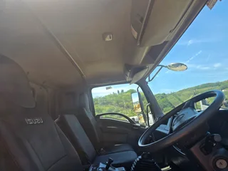 2018- ISUZU FRT850 TIPPER TRUCK- AA4220