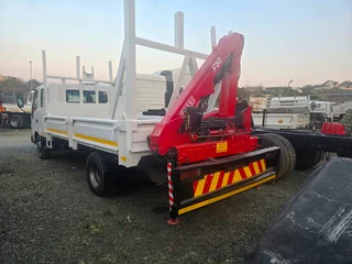 2013- HINO 300-815 CREWCAB DROPSIDE &#43; CRANE TRUCK- T755