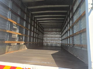 2009- ISUZU FSR700 VOLUMEBODY TRUCK- T791