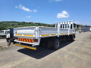 2021- ISUZU FRR600 DROPSIDE BODY TRUCK- T681