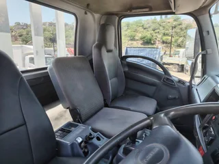 2021- ISUZU FRR600 DROPSIDE BODY TRUCK- T681