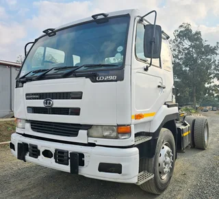 2004- NISSAN UD290 TRUCK TRACTOR- T479